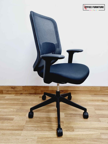 Orangebox Do Swivel Chair - Black/White