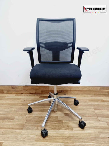 Elite Mesh Back Ergonomic Office Chair (SC96)