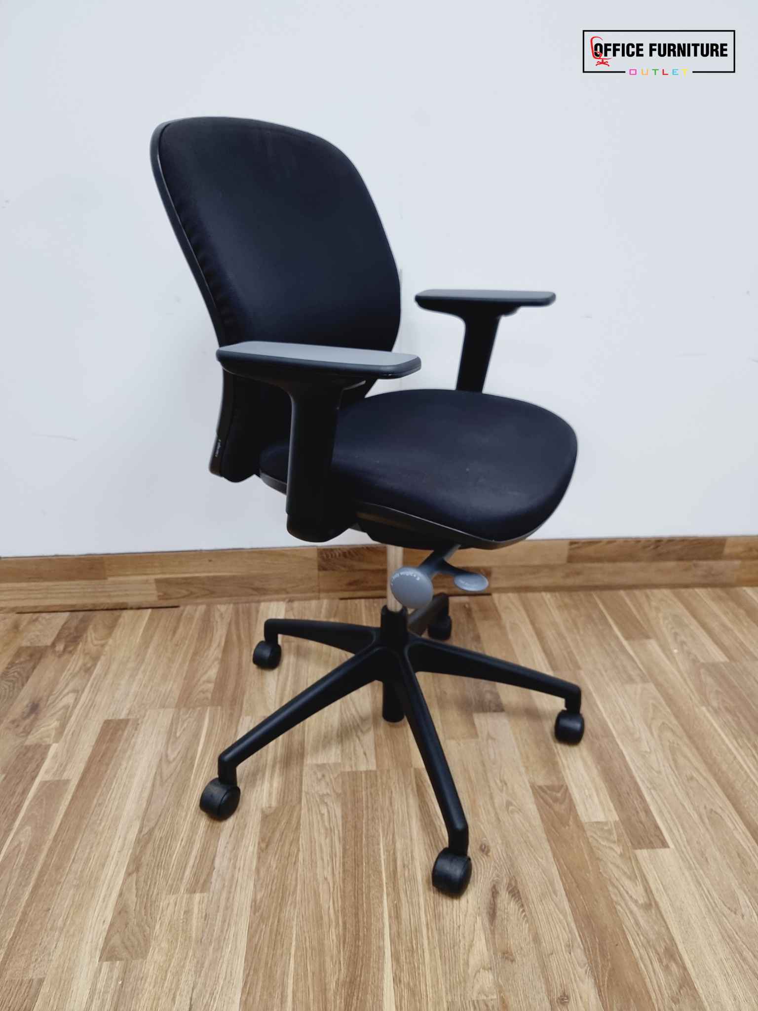 Orangebox Joy-02 Black Office Swivel Chair (SC13)