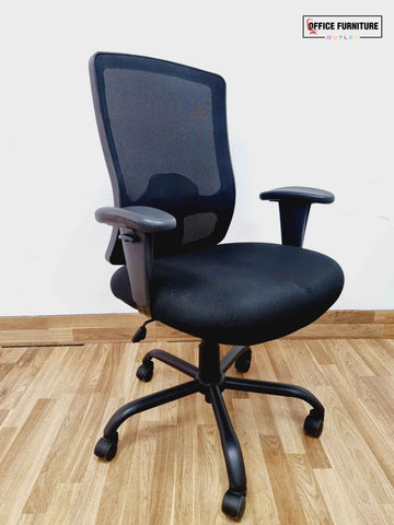 Wide Base Office Swivel Chair (SC69)