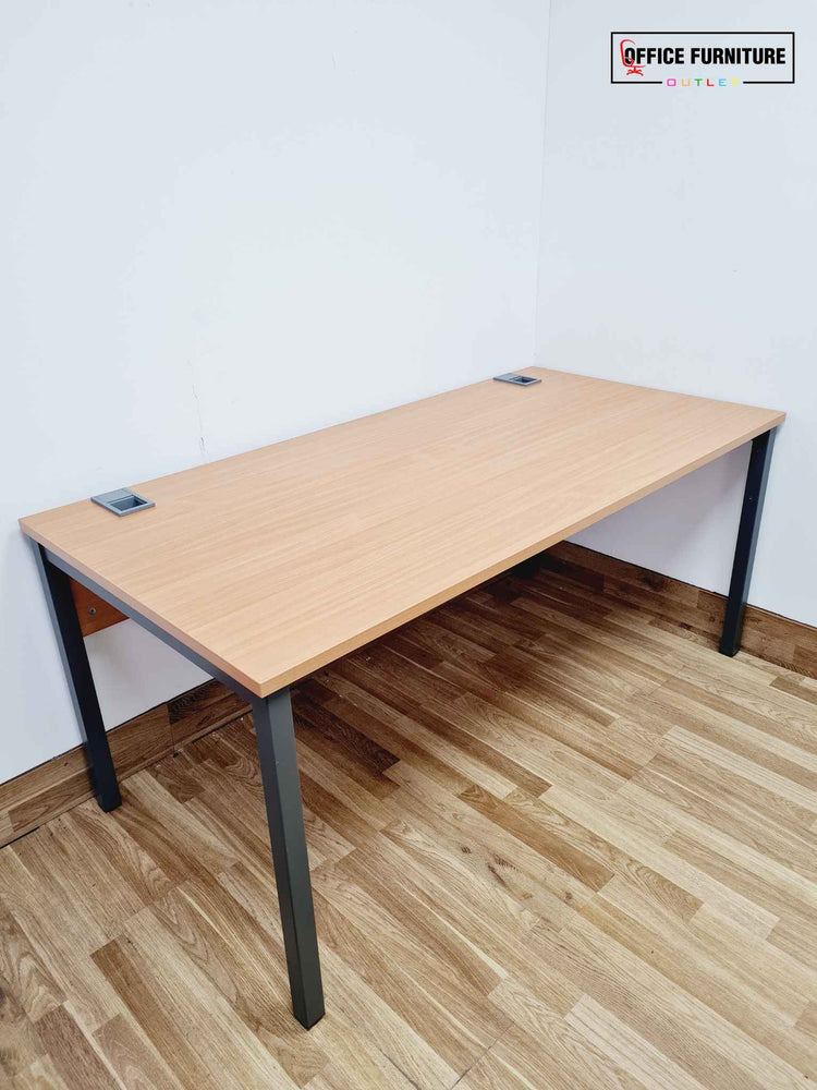 Straight Beech Desk (160cm X 80cm)