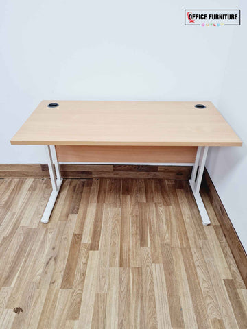 Straight Beech Desk (120cm X 60cm)