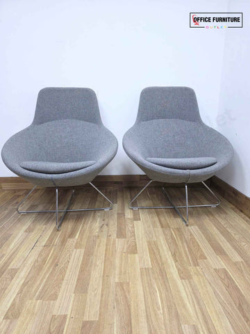 Allermuir Conic A632 Lounge Chairs – Pair – Soft Grey Upholstery with Headrests
