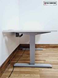 Electric Height Adjustable White Desk (120cm X 80cm)