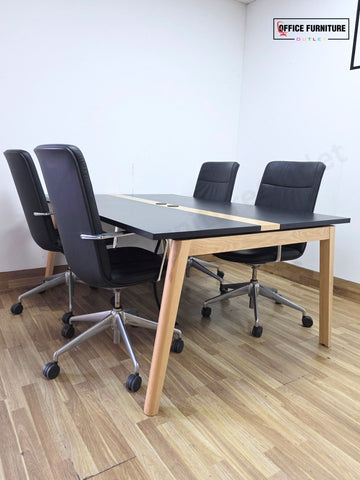 Narbutas NOVA Wood Meeting Table with 4 Orangebox Chairs