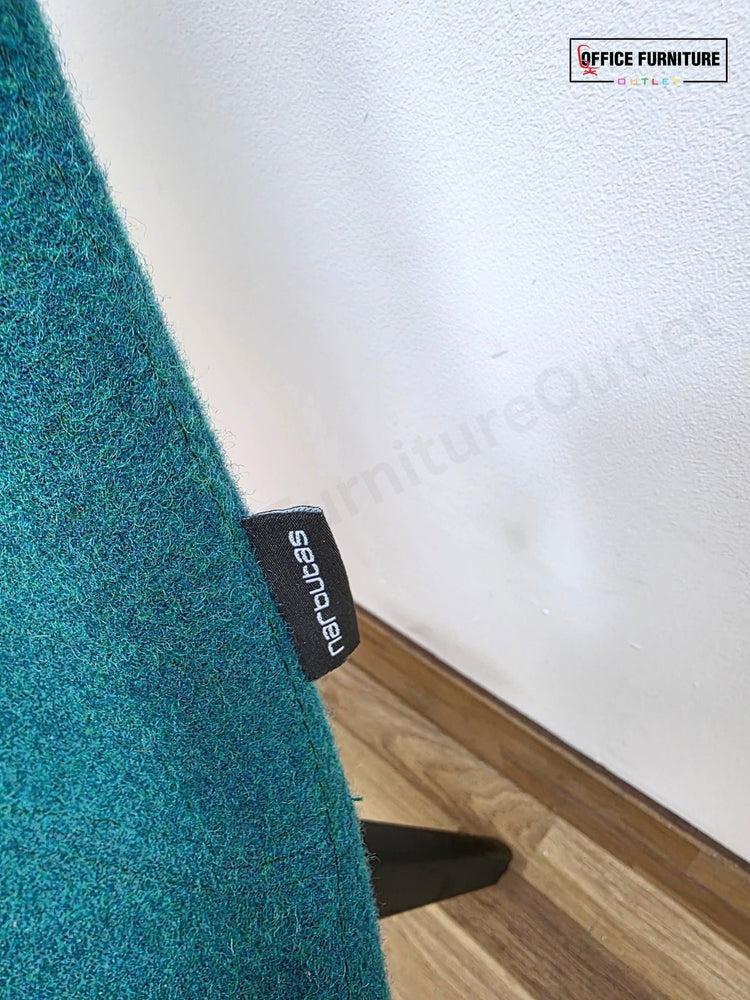 Narbutas TWIST&SIT Meeting Chair - Green