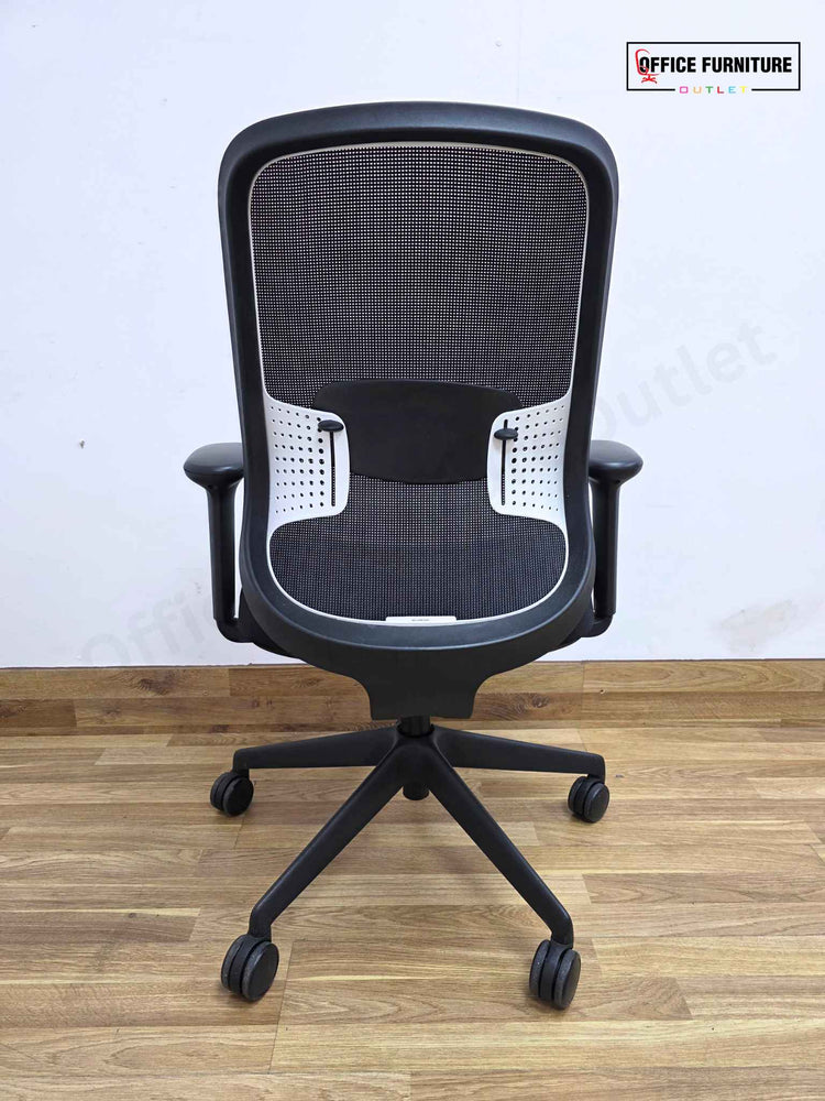 Orangebox Do Swivel Chair - Black/White (Grade B) (SC127)