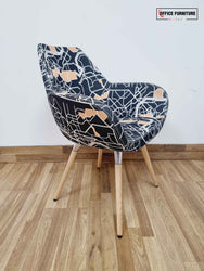Workstories Hub Square Meeting Table with 2 Beige Retro Profim Chairs
