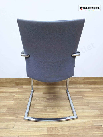 Round Oak Meeting Table with Four Klöber Chairs