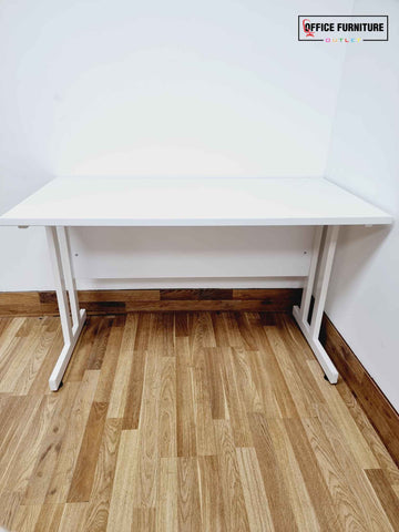 Straight White Office Desk (120cm X 60cm)