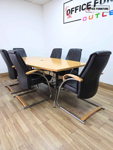 Vitra Meeting Table & 6 Zante Leather Meeting Chairs