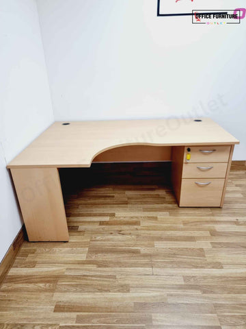 Light Beech Corner Office Desk (180cm x 120cm)