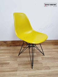 Set of 4 Genuine Vitra Eames DSR / Herman Miller Chairs