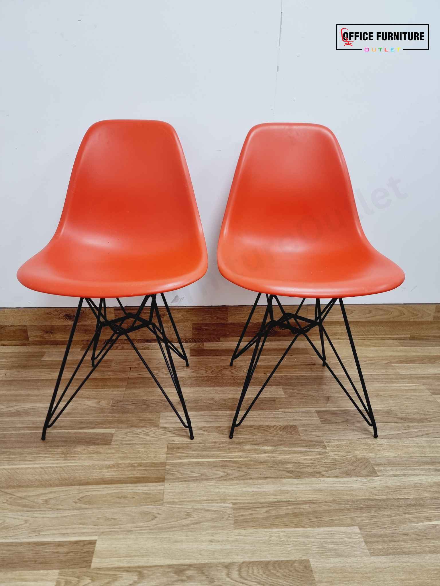 Original Vitra Eames DSR Chairs – Set of 2 (Colour Code 003 – Red)
