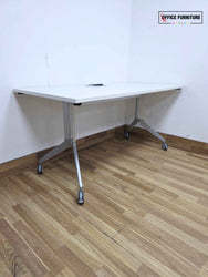 Haworth Flip Top Table (160 × 80 cm) with Power Connection
