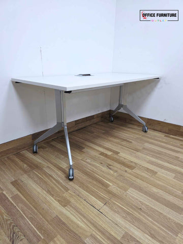 Haworth Flip Top Table (160 × 80 cm) with Power Connection