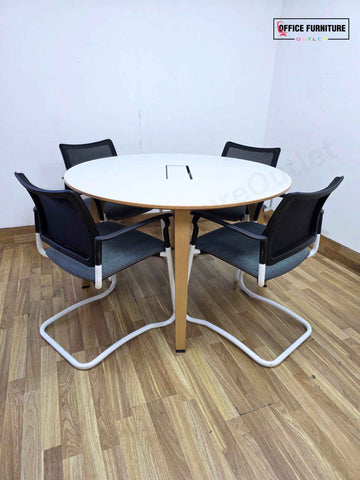 Steelcase Round Meeting Table with 4 Gresham SJX Cantilever Chairs