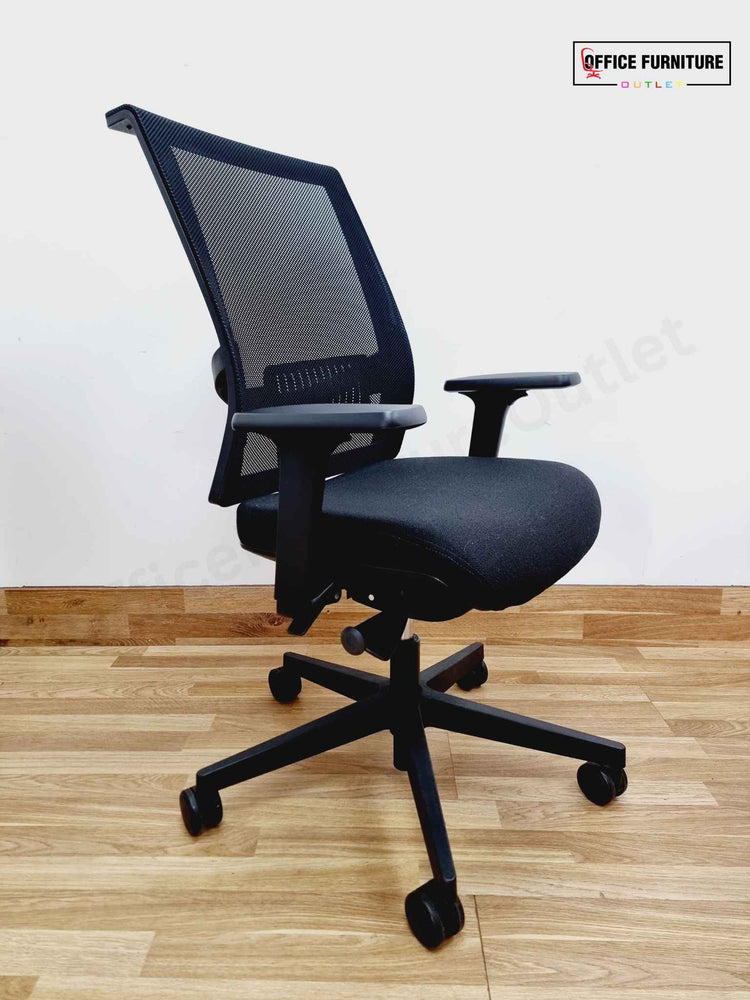 Black Narbutas Eva 2 Swivel Office Chair
