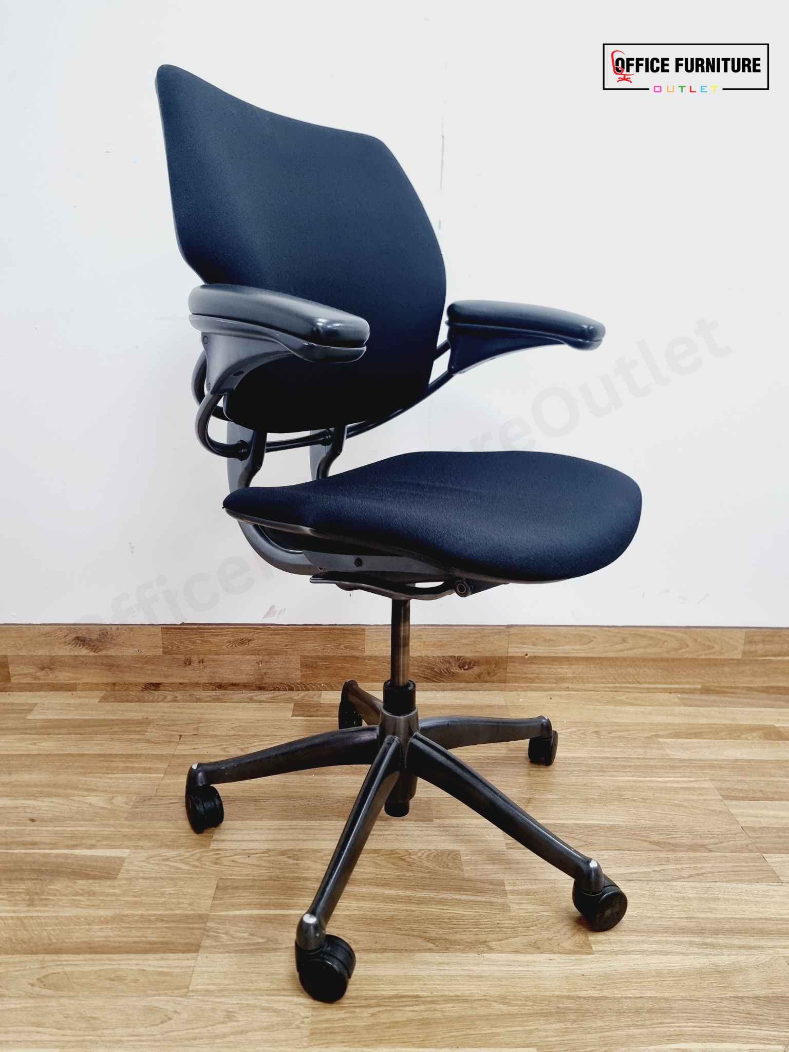 Humanscale Freedom Chair