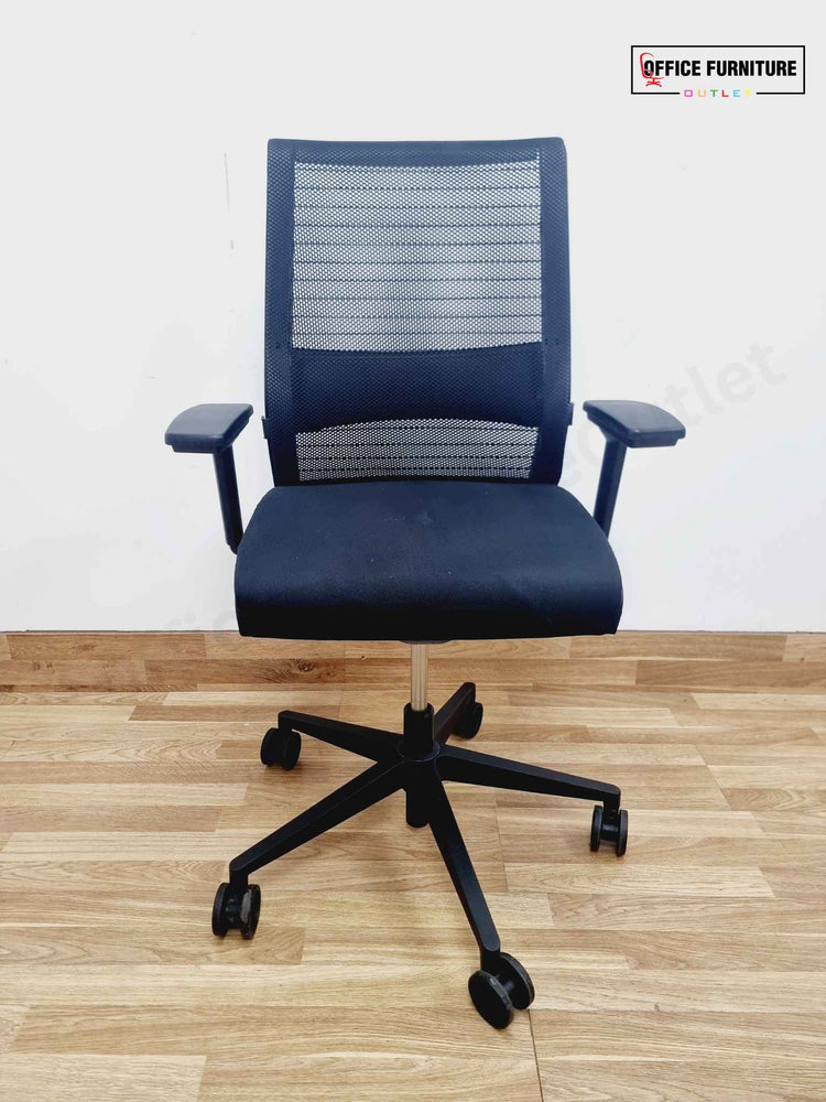 Steelcase Think V1  Premium Office Chair