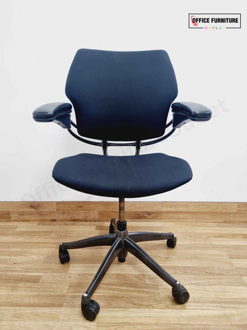 Humanscale Freedom Chair