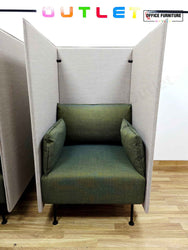 Kusch+Co Privacy Lounge Booth Chairs with Coffee Table