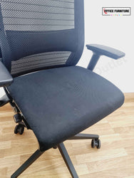 Steelcase Think V1  Premium Office Chair