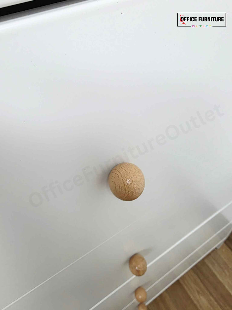 Sleek White Metal Chest of Drawers (ST54)