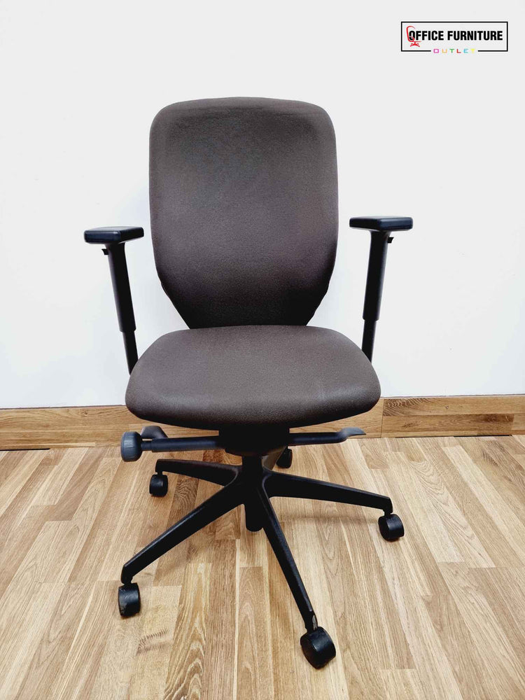 Boss Design Lily Swivel Chair (SC21)