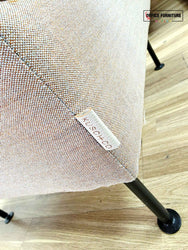 Kusch+Co Privacy Lounge Booth Chairs with Coffee Table