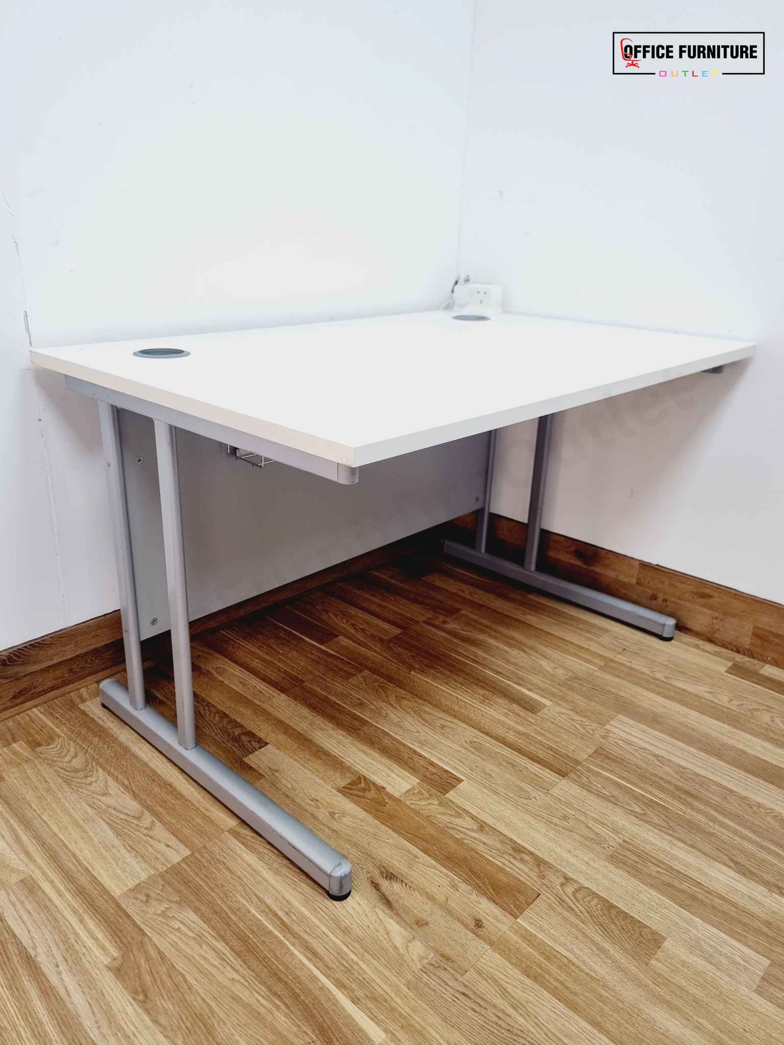 Straight White Office Desk WITH ASSEMBLY