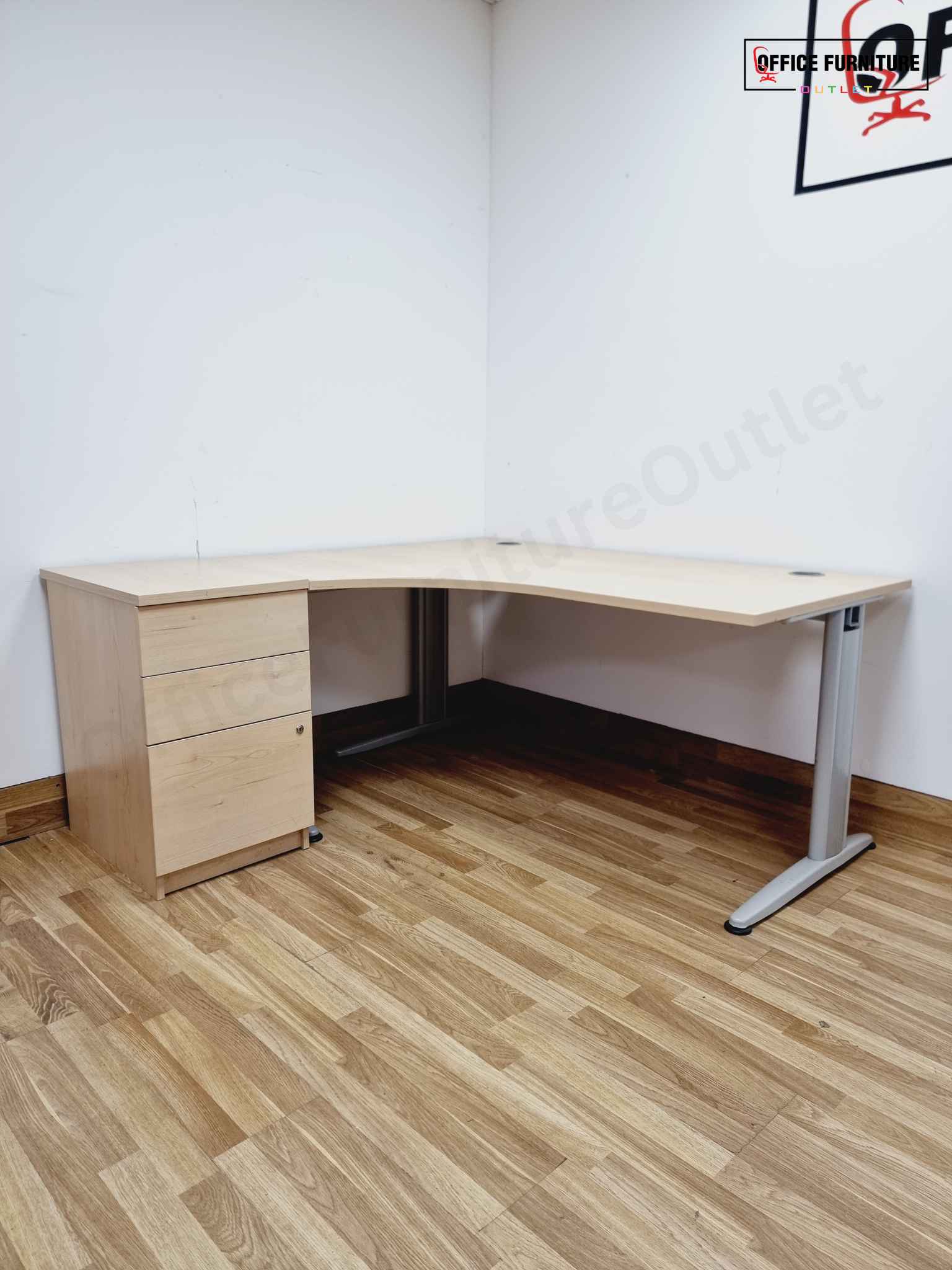 Senator Corner Desk - Left Handed (160cm x 163cm)