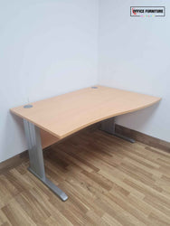 Brand New Beech Wave Desk (140cm X 100cm/80cm)