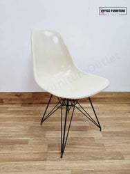 Set of 4 Genuine Vitra Eames DSR / Herman Miller Chairs