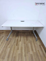 Haworth Flip Top Table (160 × 80 cm) with Power Connection