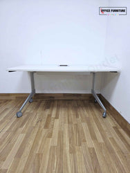Haworth Flip Top Table (160 × 80 cm) with Power Connection