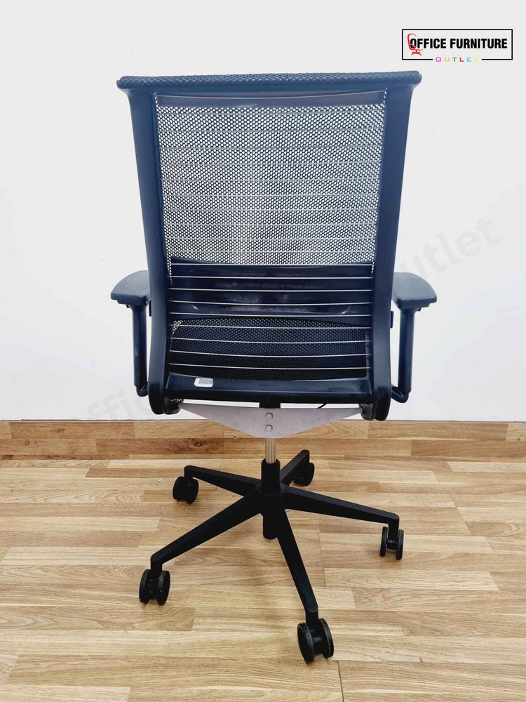 Steelcase Think V1  Premium Office Chair