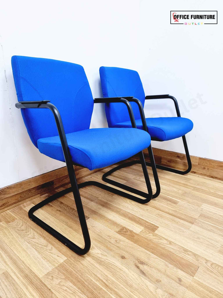 Set of 2 Blue Visitor Chairs By DS Ergonomics