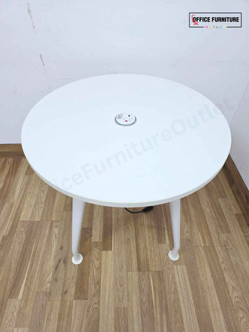 White Round Meeting Table with Integrated Power Port (RT01)