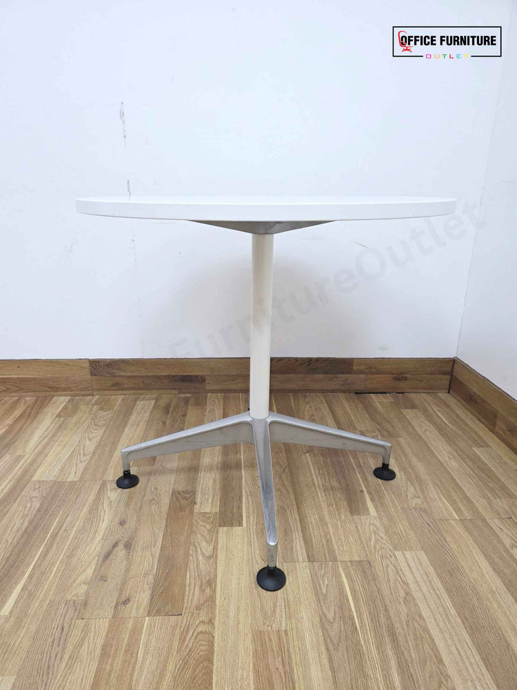 White Round Meeting Table – 80cm Diameter (2-Person Setup) (RT03)