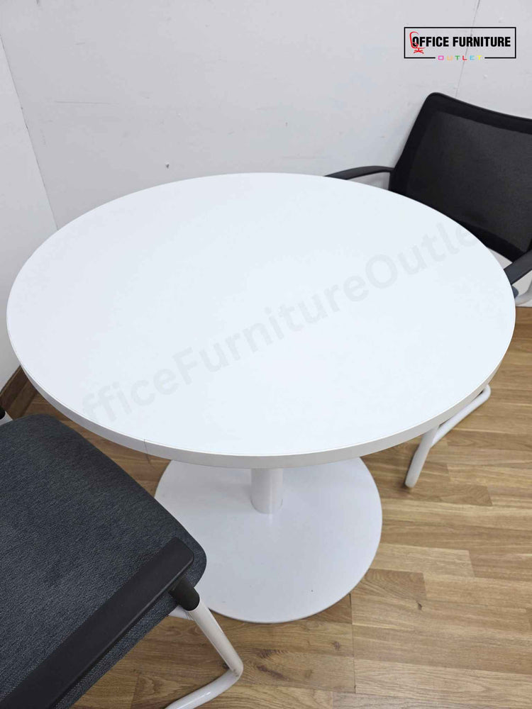 White Round Meeting Table with 2 Gresham SJX Chairs (RT07)