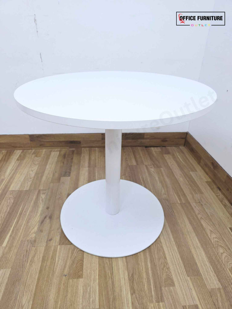 White Round Meeting Table with 2 Gresham SJX Chairs (RT07)