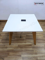 Workstories Hub Square Meeting Table