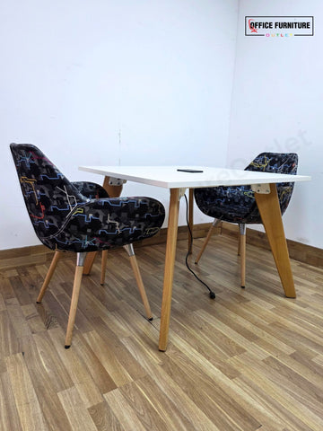 Workstories Hub Square Meeting Table with 2 Black Retro Profim Chairs