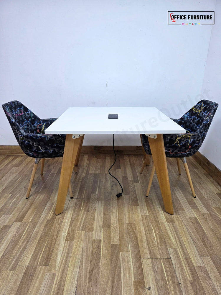 Workstories Hub Square Meeting Table with 2 Black Retro Profim Chairs
