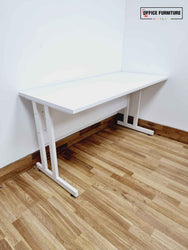 Straight White Office Desk (140cm X 60cm)