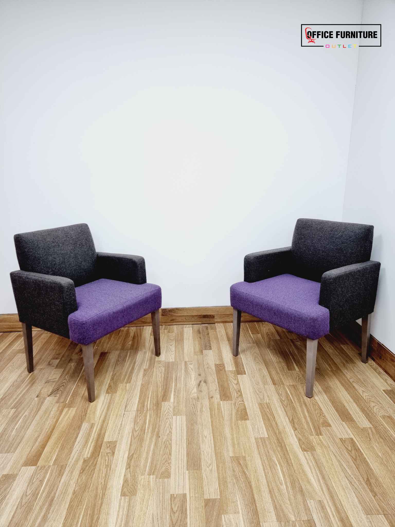 Set of 2 chairs