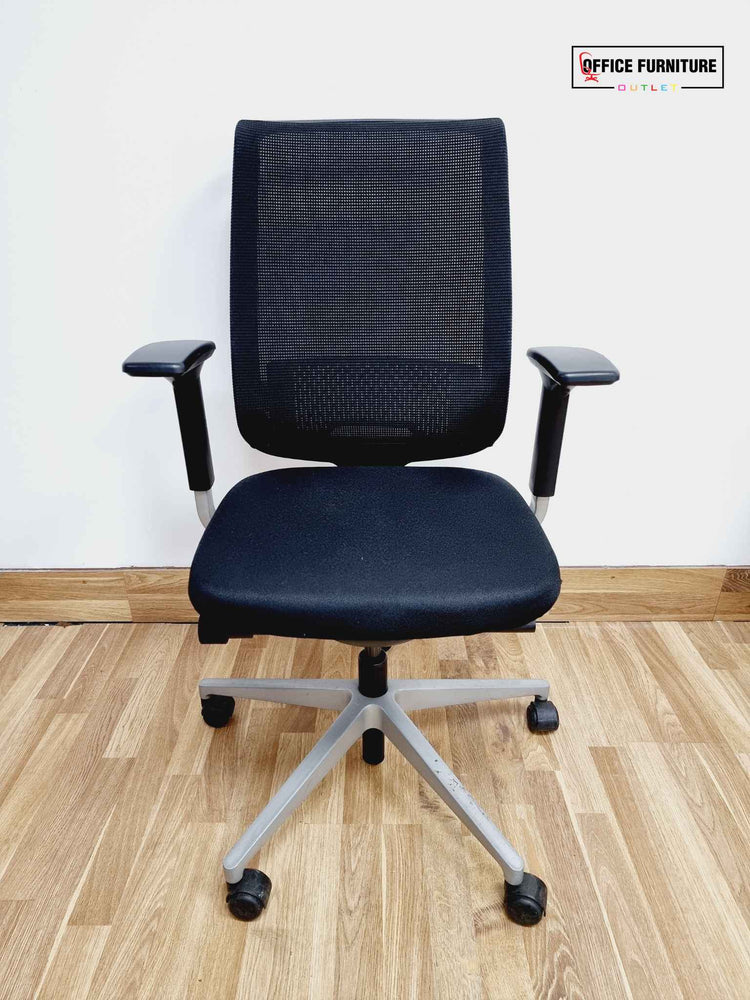 Front look of a chair