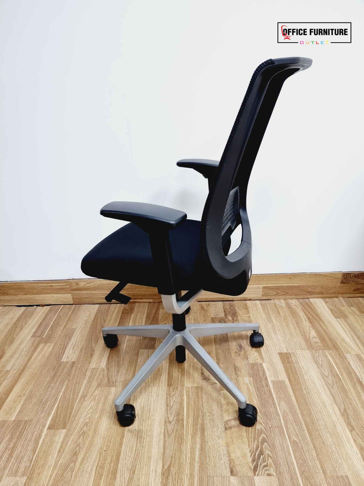 Side look of chair with arm rest