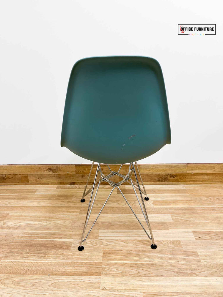 Vitra Dar Eames Plastic Chair